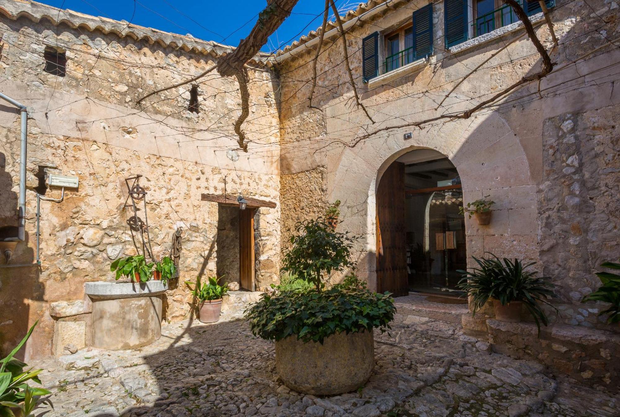 Finca Es Castell บินิโบนา ภายนอก รูปภาพ