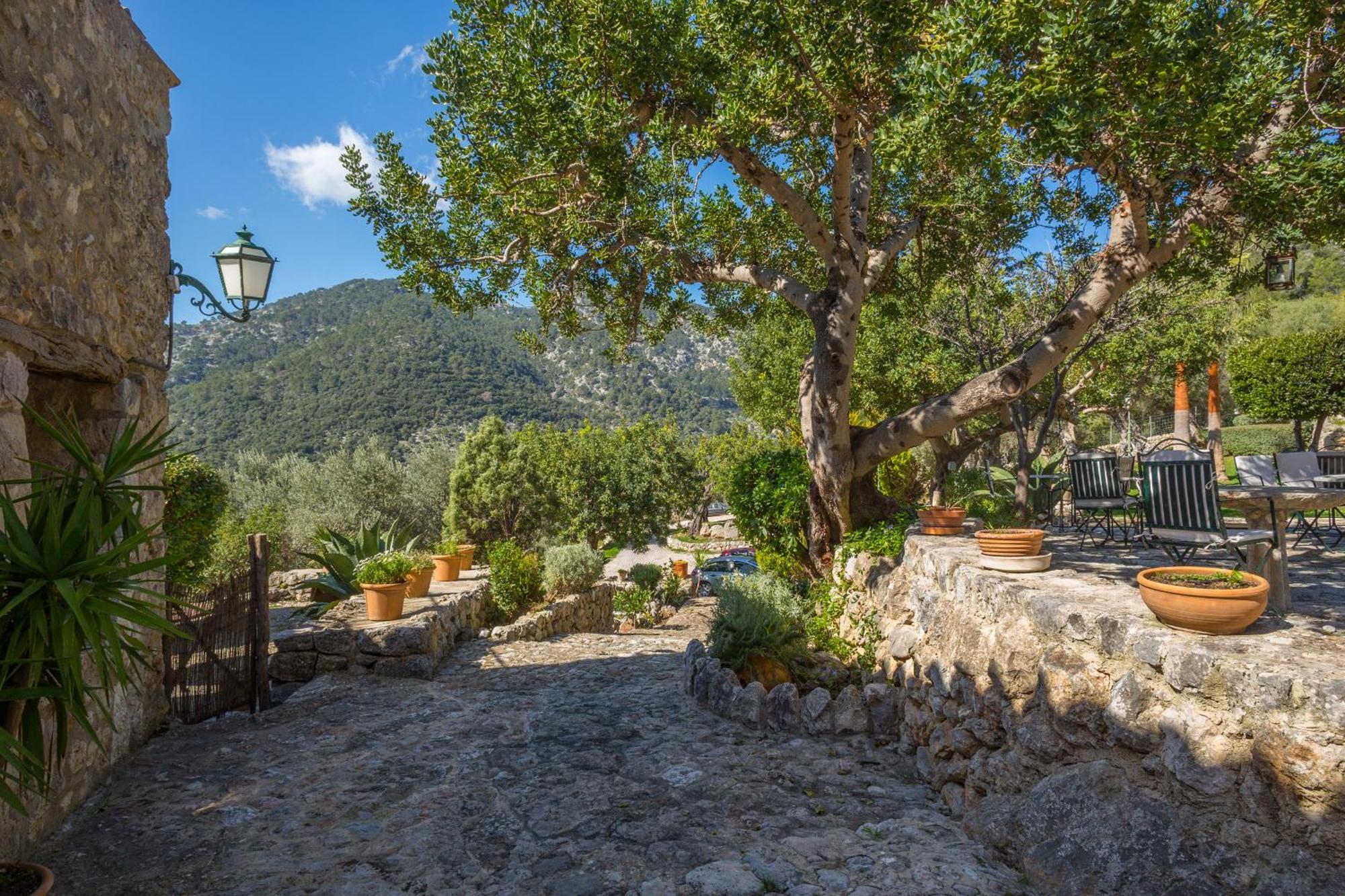 Finca Es Castell บินิโบนา ภายนอก รูปภาพ
