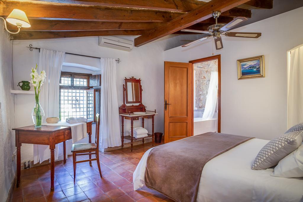 Finca Es Castell บินิโบนา ภายนอก รูปภาพ